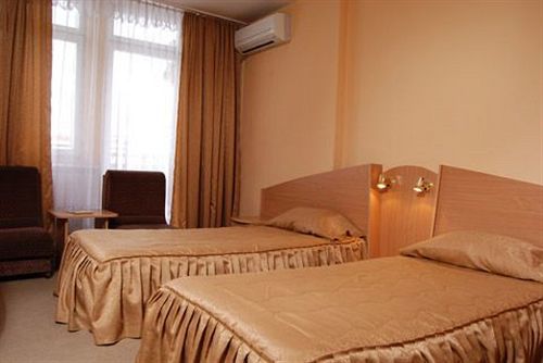 Elbrus Hotel Пазарджик Экстерьер фото